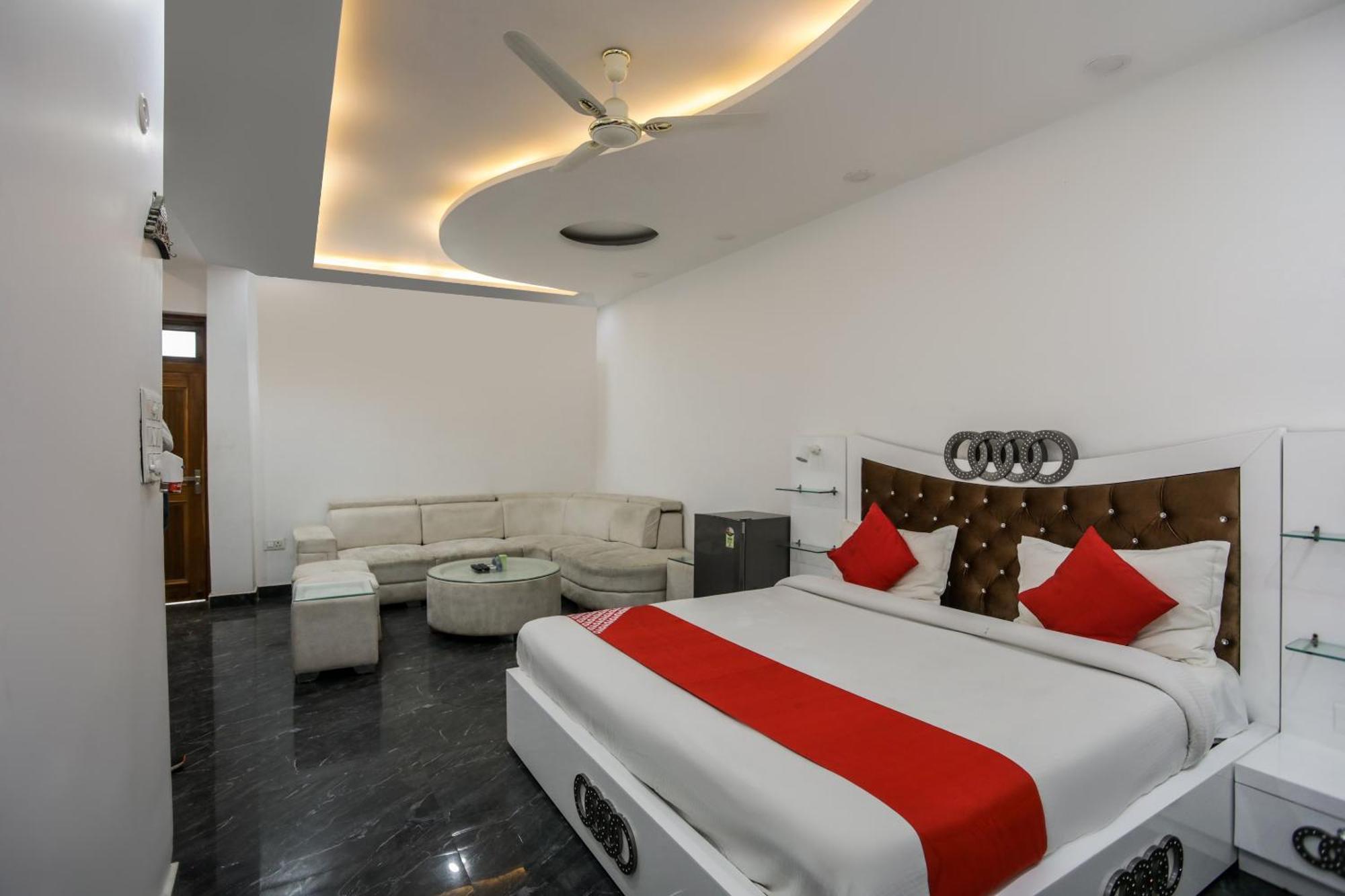 Hotel O Aarush Jhajhar Buitenkant foto
